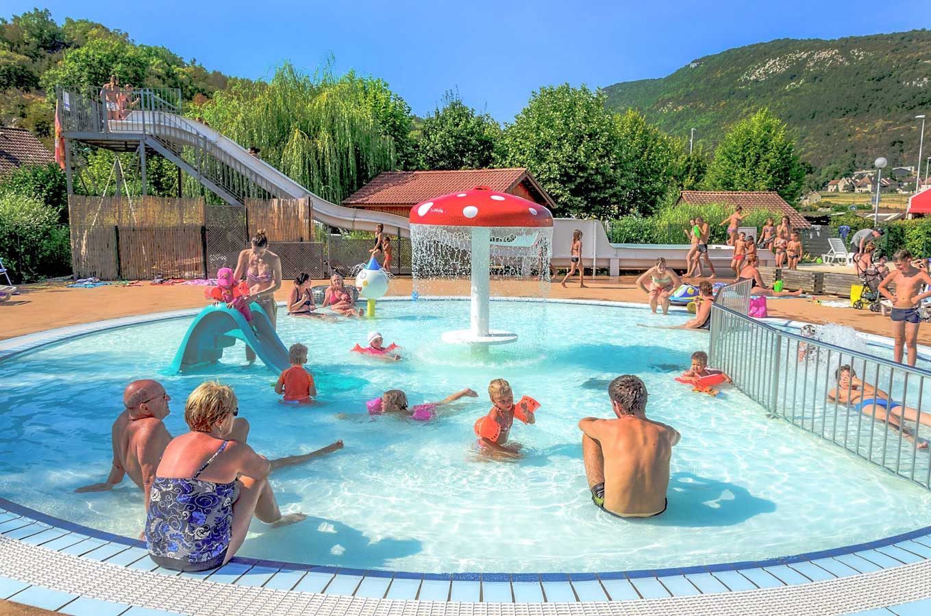 Camping piscine savoie