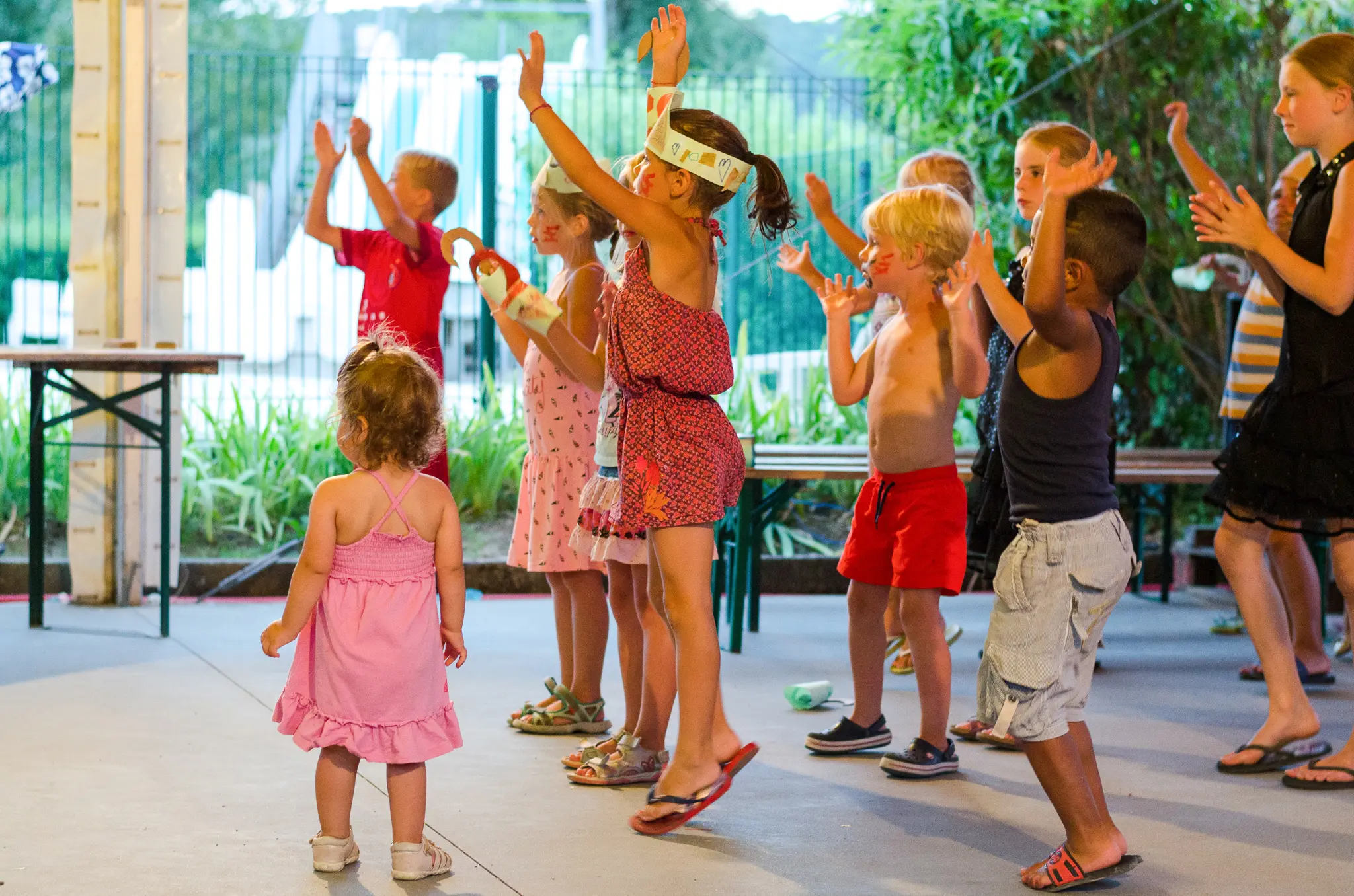 vendredi spectacle enfants camping ile de la comtesse